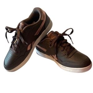 Reebok Women’s  Dark Gray  and Light Pink Sneakers